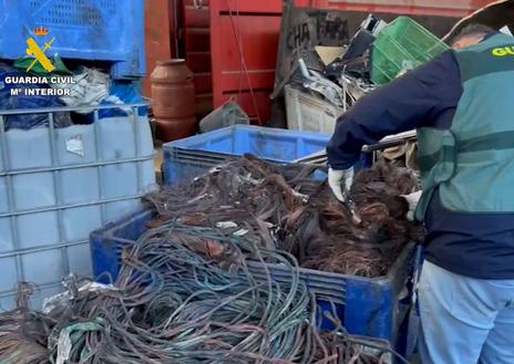 Cae una banda especializada en el robo de cable telefónico en la Región de Murcia, Alicante y Albacete