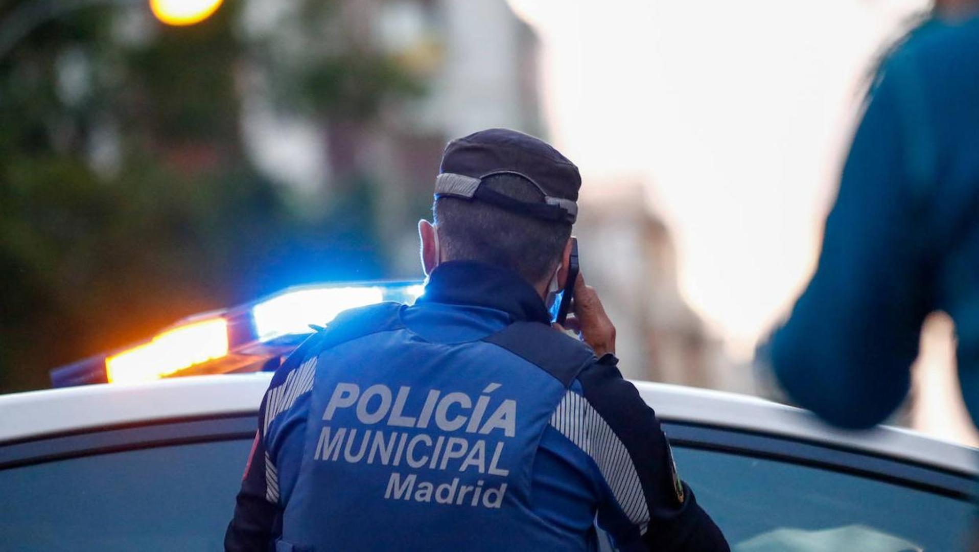 Muere apuñalada una mujer de 61 años en una tienda de ropa de Madrid