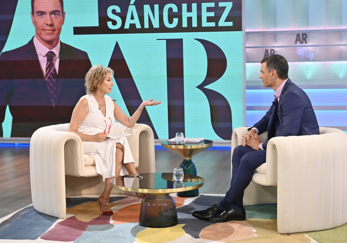 Sánchez vacía su agenda del fin de semana para preparar el cara a cara con Feijóo