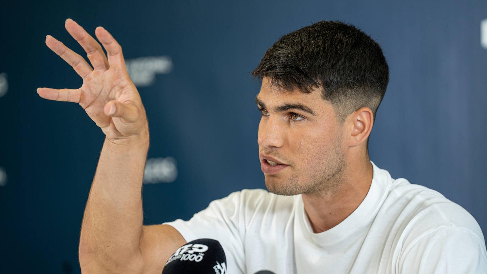 Carlos Alcaraz: «Tengo el trofeo de Wimbledon en el salón, no lo quiero olvidar»