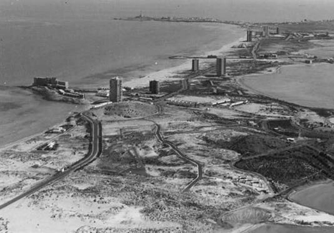 Imagen antes - Así se desbocó el urbanismo en La Manga