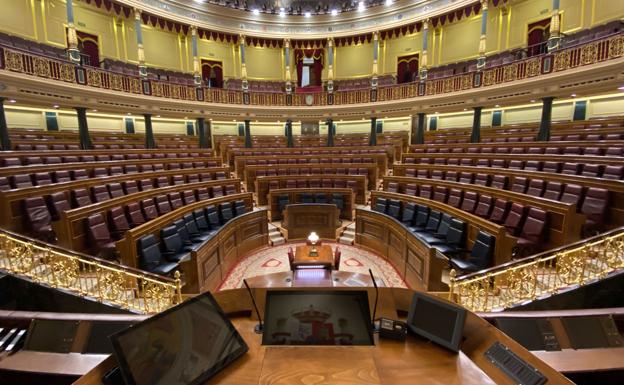 La dirección de Junts se reúne para decidir si entrega la Mesa del Congreso al PSOE o al PP