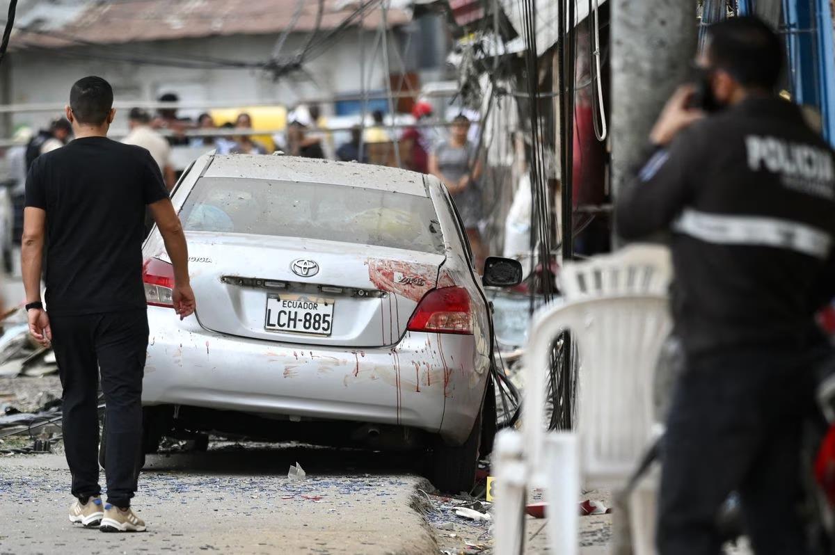 Mafias, sicarios y coca, las balas silban sobre el final de la campaña electoral de Ecuador