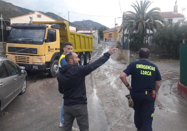 Una tormenta de agua y granizo deja 30 l/m2 en apenas media hora en Zarzadilla de Totana