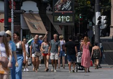 La ola de calor africano pone este jueves en alerta roja a parte de la Región de Murcia