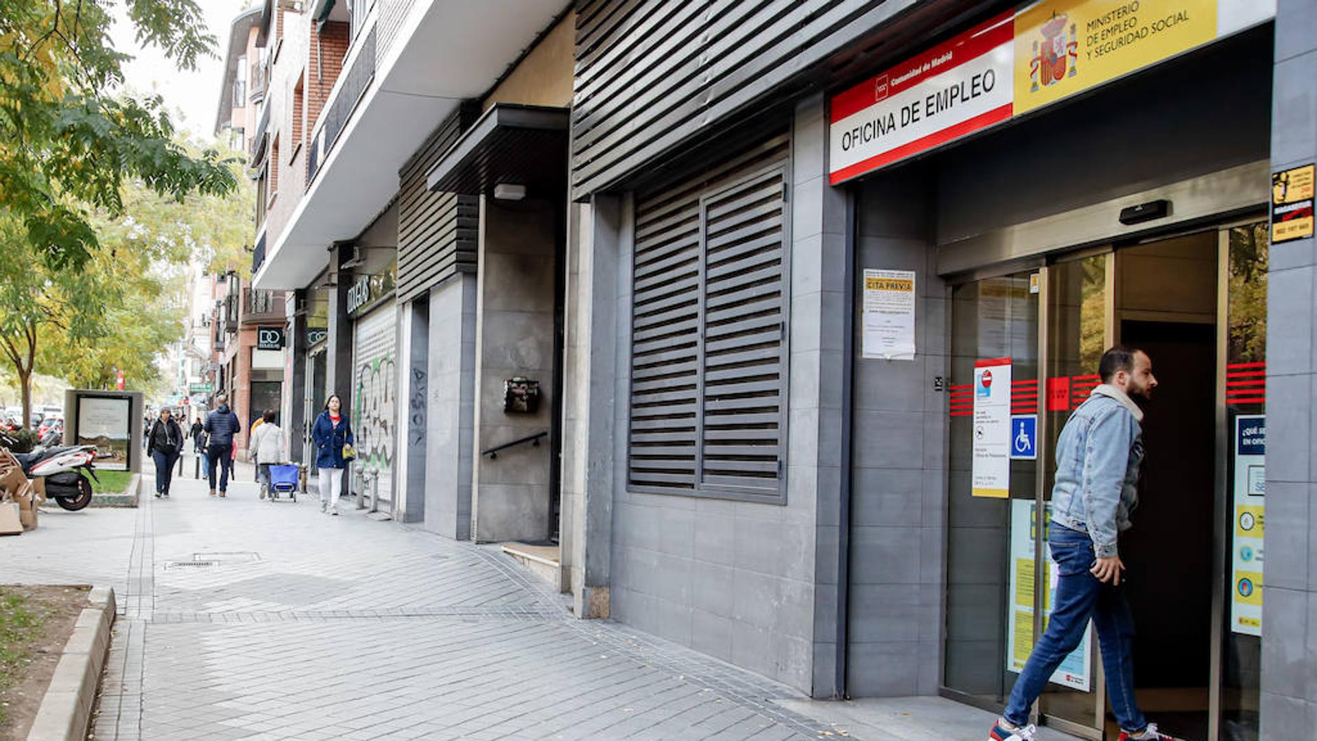 España, líder en paro juvenil con una tasa del 27% que dobla a la eurozona