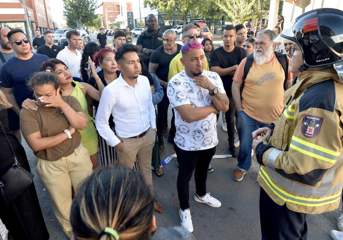 El Ayuntamiento habilita el Palacio de los Deportes para ofrecer soporte psicológico y decreta tres días de luto