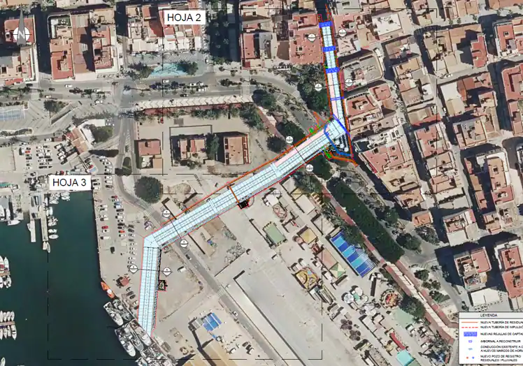 Mapa con la zona por la que discurrirán los nuevos colectores de aguas pluviales desde calle de la rambla de Juan Mateo. La imagen satelital no es actual, pues ni la feria está ya, ni los edicios de los pescadores, la antigua capitanía marítima y las oficinas de la Generalitat siguen en pie.