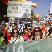 La manifestación contra la amnistía congrega a 50.000 personas, según la Guardia Urbana