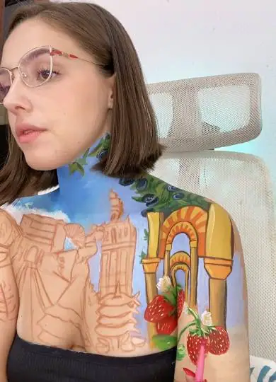 Así diseñó la artista murciana Kalon Bay el maquillaje viral por el 12 de octubre: «270 horas de trabajo»