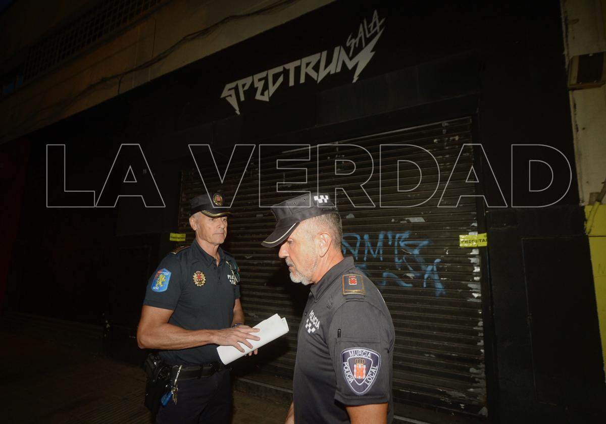 La Policía Local precinta la sala Spectrum en Mariano Rojas al no tener licencia