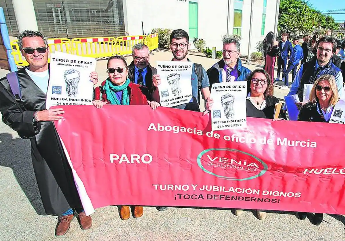 Aumenta a un 75% el seguimiento del paro en el turno de oficio en la Región de Murcia