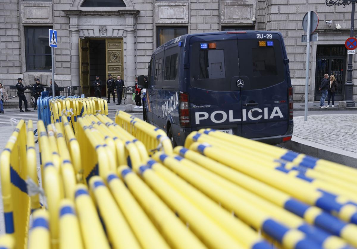 Los radicales llaman a dos días de protestas: «Movilización permanente. Que duerman en el Congreso»