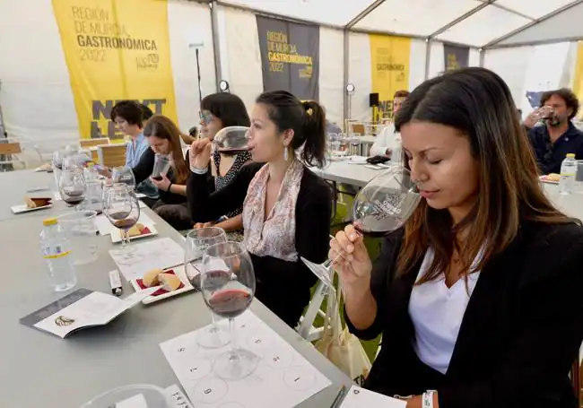 Cata de vinos, en la pasada edición.