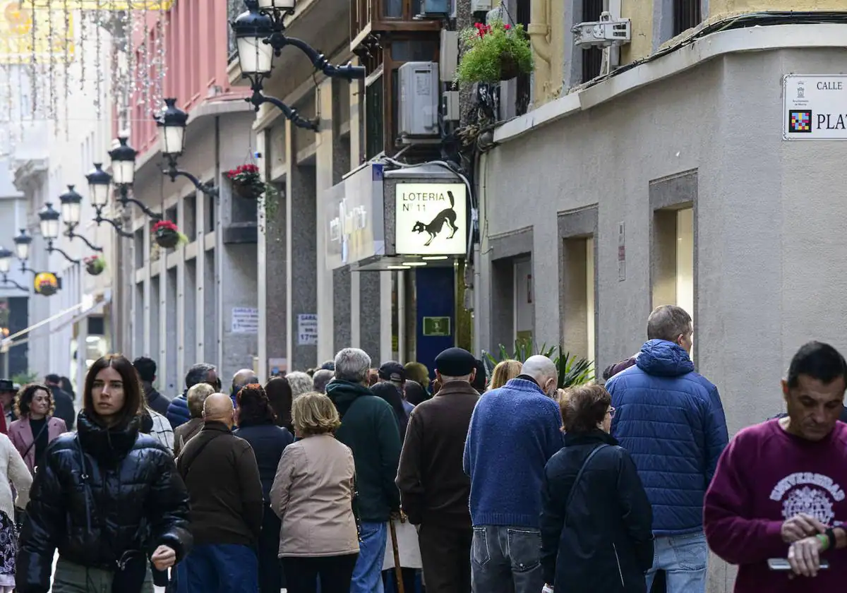 Los murcianos gastarán en la Lotería de Navidad menos que la media nacional