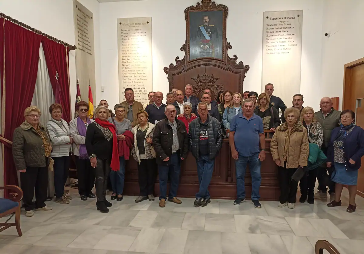 Afectados por los terremotos de Lorca amenazan con encerrarse si no les pagan las ayudas