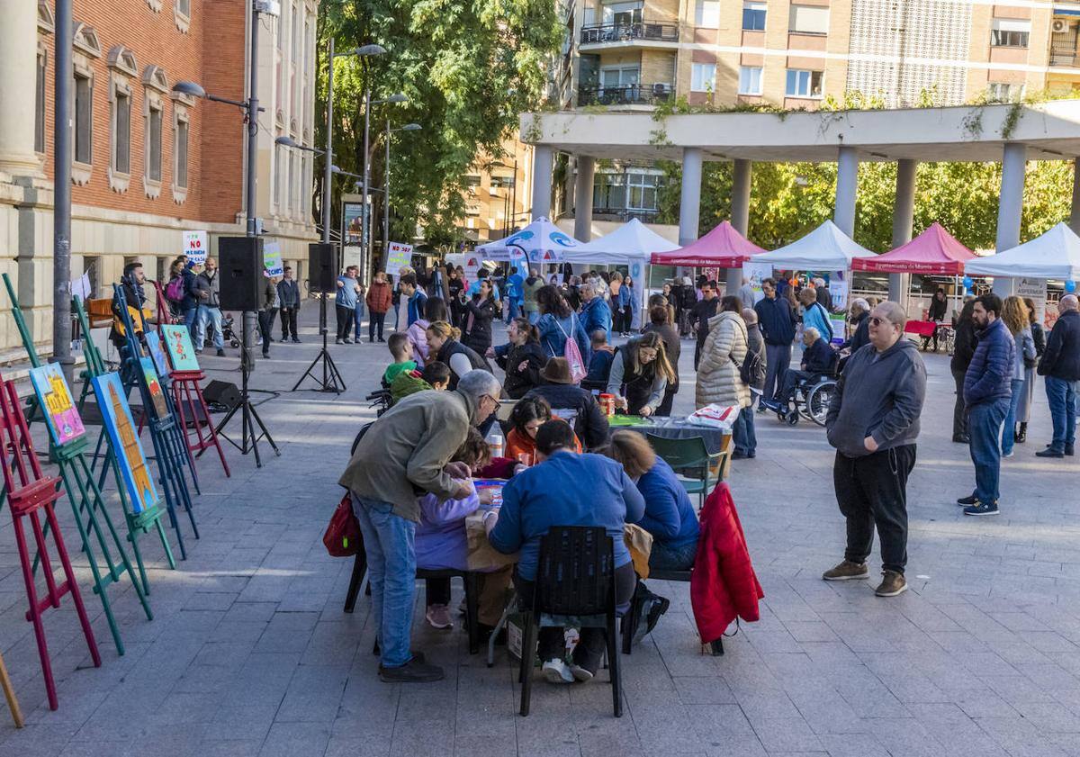 El Día de las Personas con Discapacidad ‘toma’ La Merced y la Plaza de Belluga en Murcia