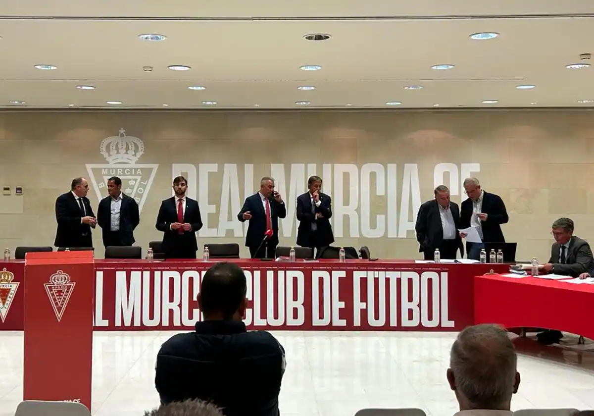 Directo | Junta de accionistas del Real Murcia