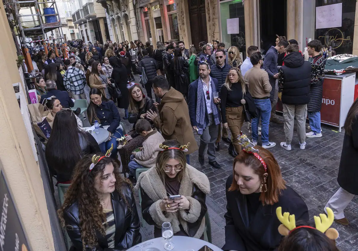 ‘Tardebuena’ de música y bullicio en Cartagena