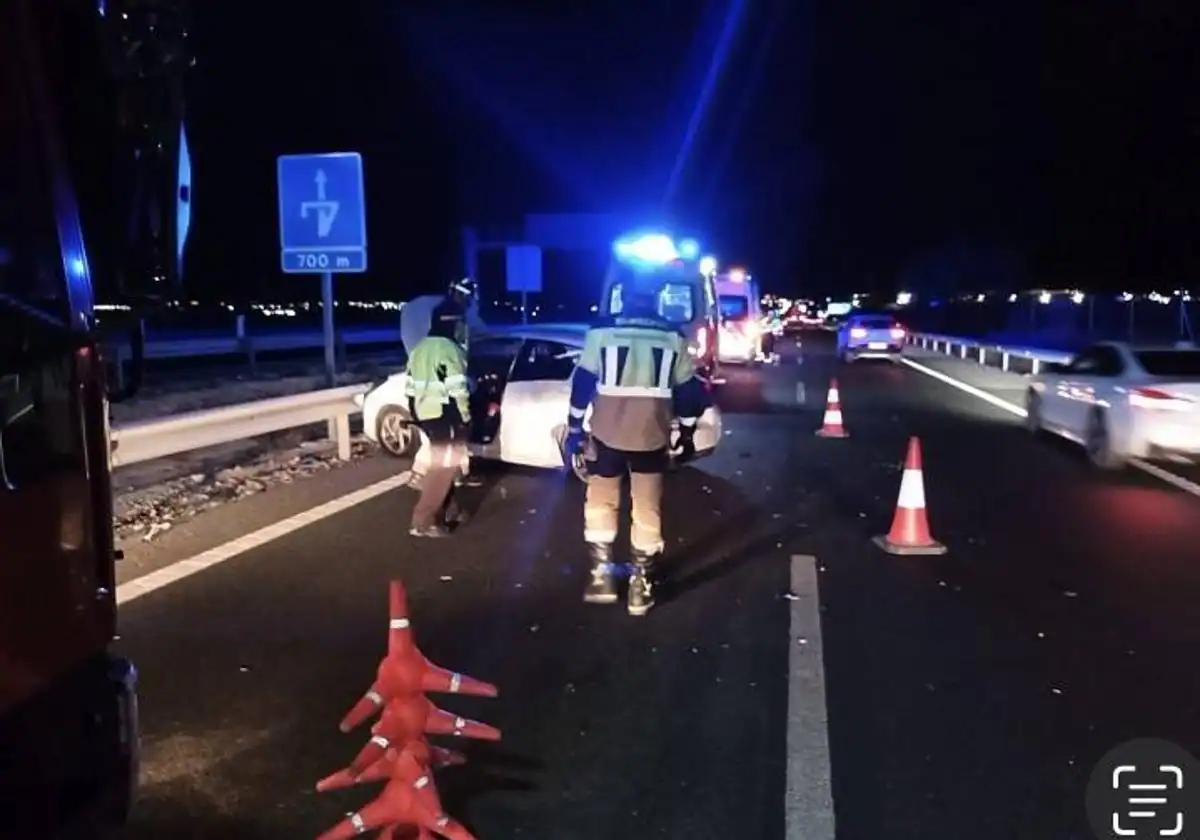 Dos heridos en un accidente de tráfico en Alhama