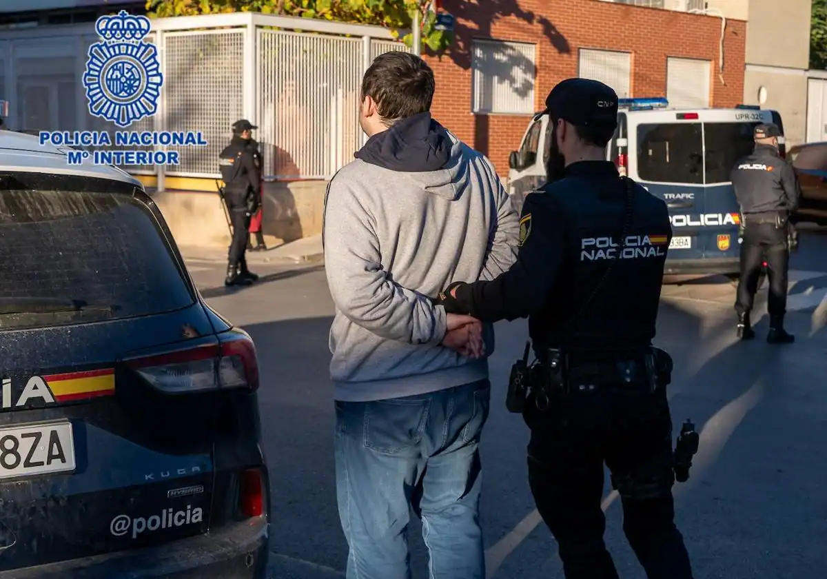 Desarticulan dos puntos negros de venta de droga en Molina de Segura