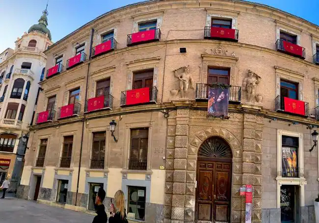 Arte que sale a la luz por Navidad en Murcia