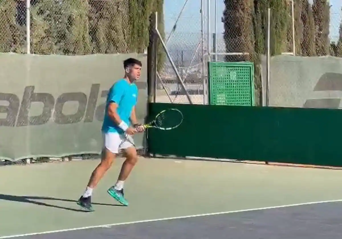 Alcaraz se prepara en El Palmar antes de medirse con Djokovic y Bautista