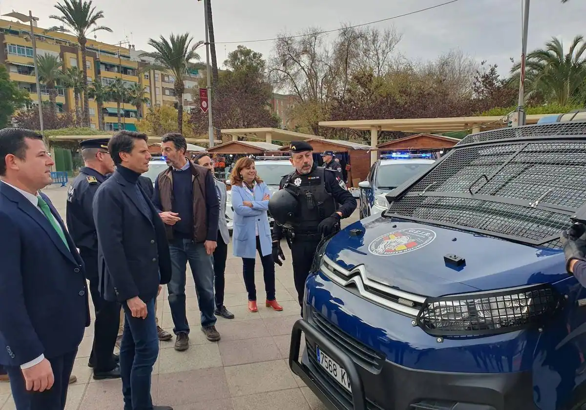 El Ayuntamiento de Molina adquiere cinco nuevos vehículos policiales con la finalidad de mejorar la seguridad