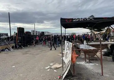 Fin de la ‘rave’ de Fuente Álamo: desmantelan el último escenario y apagan la música