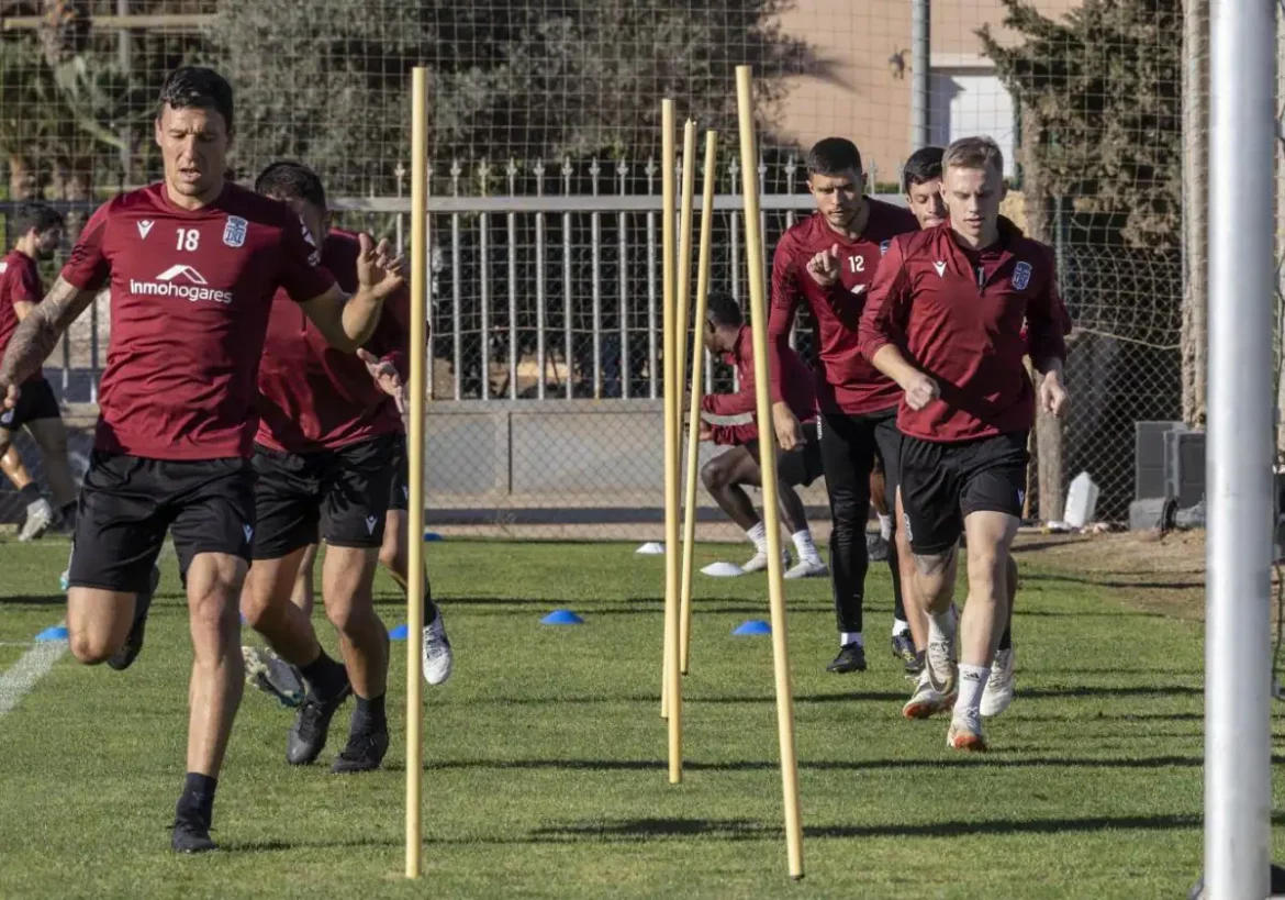 El Cartagena no puede tropezar con el Villarreal B en un enfrentamiento vital