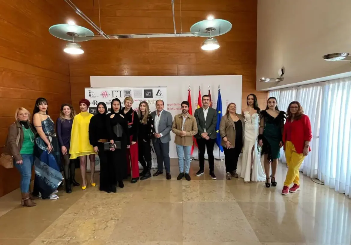 Once diseñadores llevan sus creaciones a la pasarela de Murcia es Moda