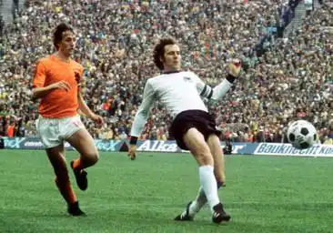 Muere Franz Beckenbauer, la gran leyenda del fútbol alemán