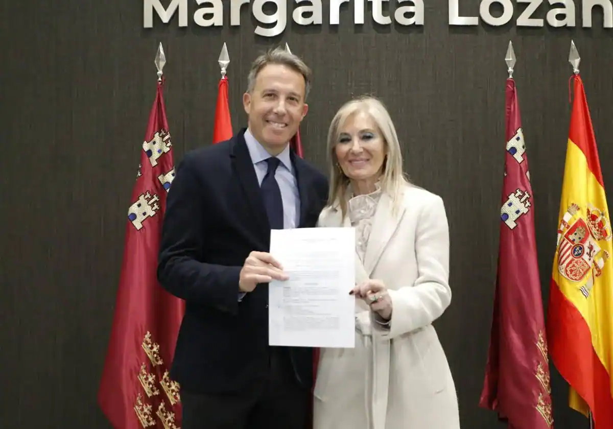 Gil remodela su equipo de gobierno en Lorca tras la entrada de Vox y crea nuevas concejalías