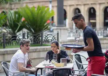 El paro desciende en la Región de Murcia un 6,76% en 2023