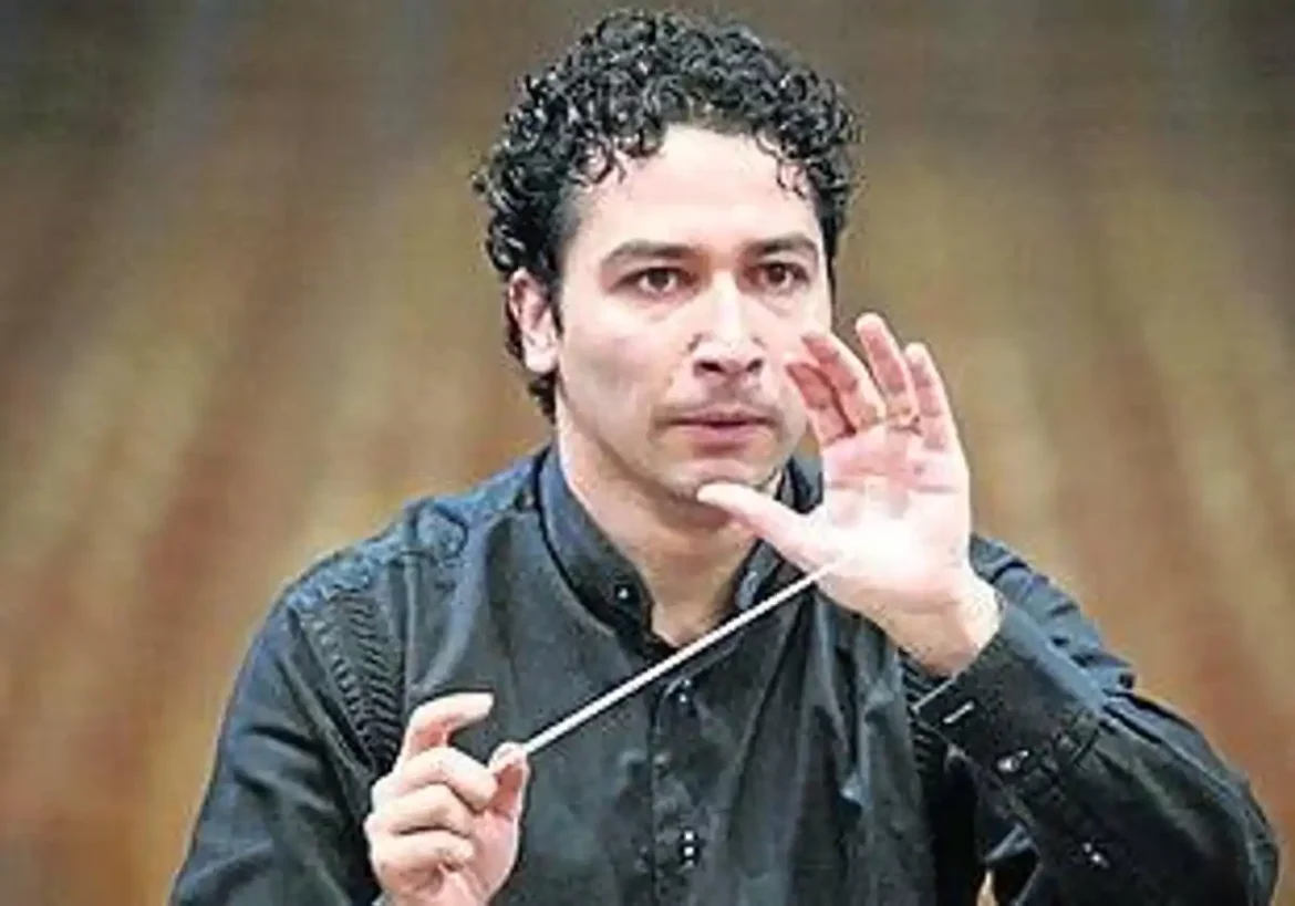 Andrés Orozco-Estrada dirige en Murcia a la SWR Stuttgart Radio