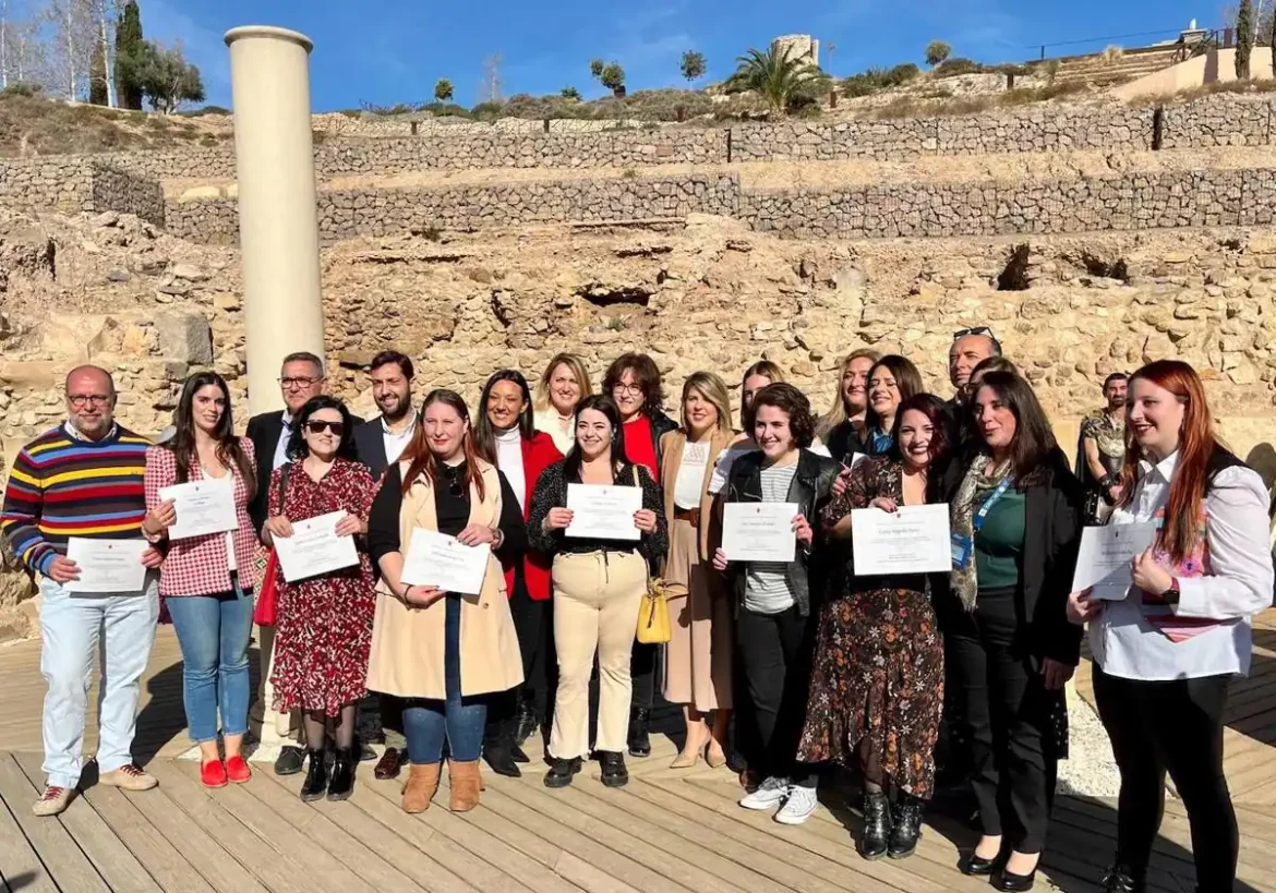 Un total de 18 aspirantes consiguen la habilitación para guía turístico de la Región de Murcia