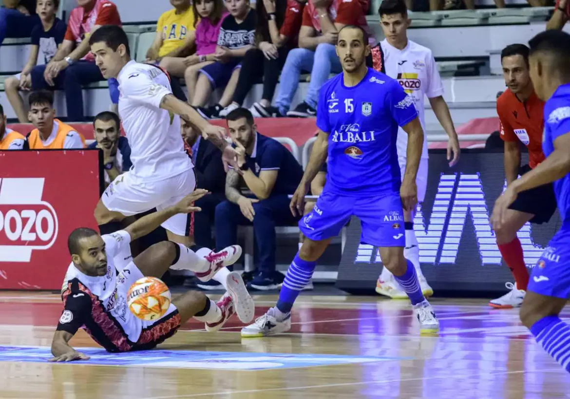 Dani Martínez busca el póker como técnico de ElPozo