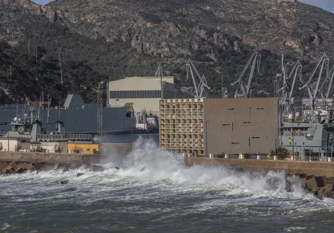 Rachas de viento de hasta 70 km/h peinarán la Región con alerta en el litoral