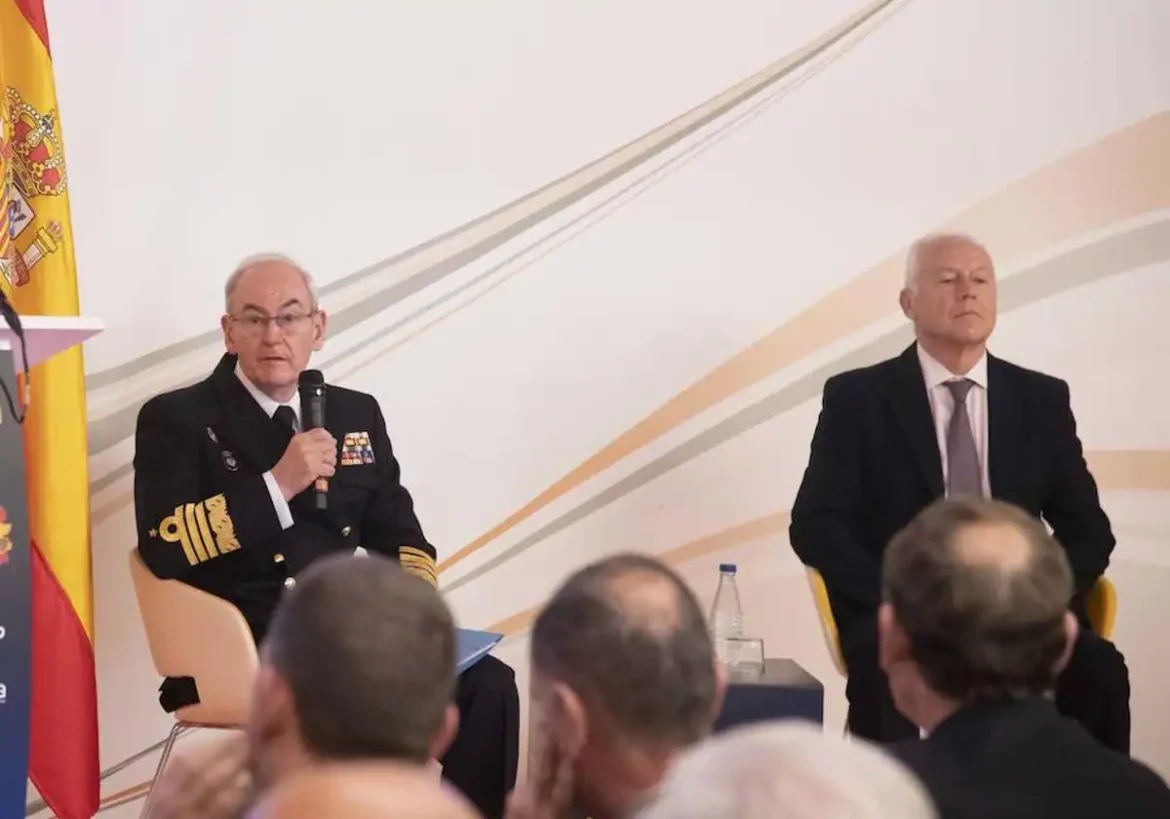 Teodoro López: «Mantener una disuasión efectiva es caro, pero el conflicto armado lo es aún más»