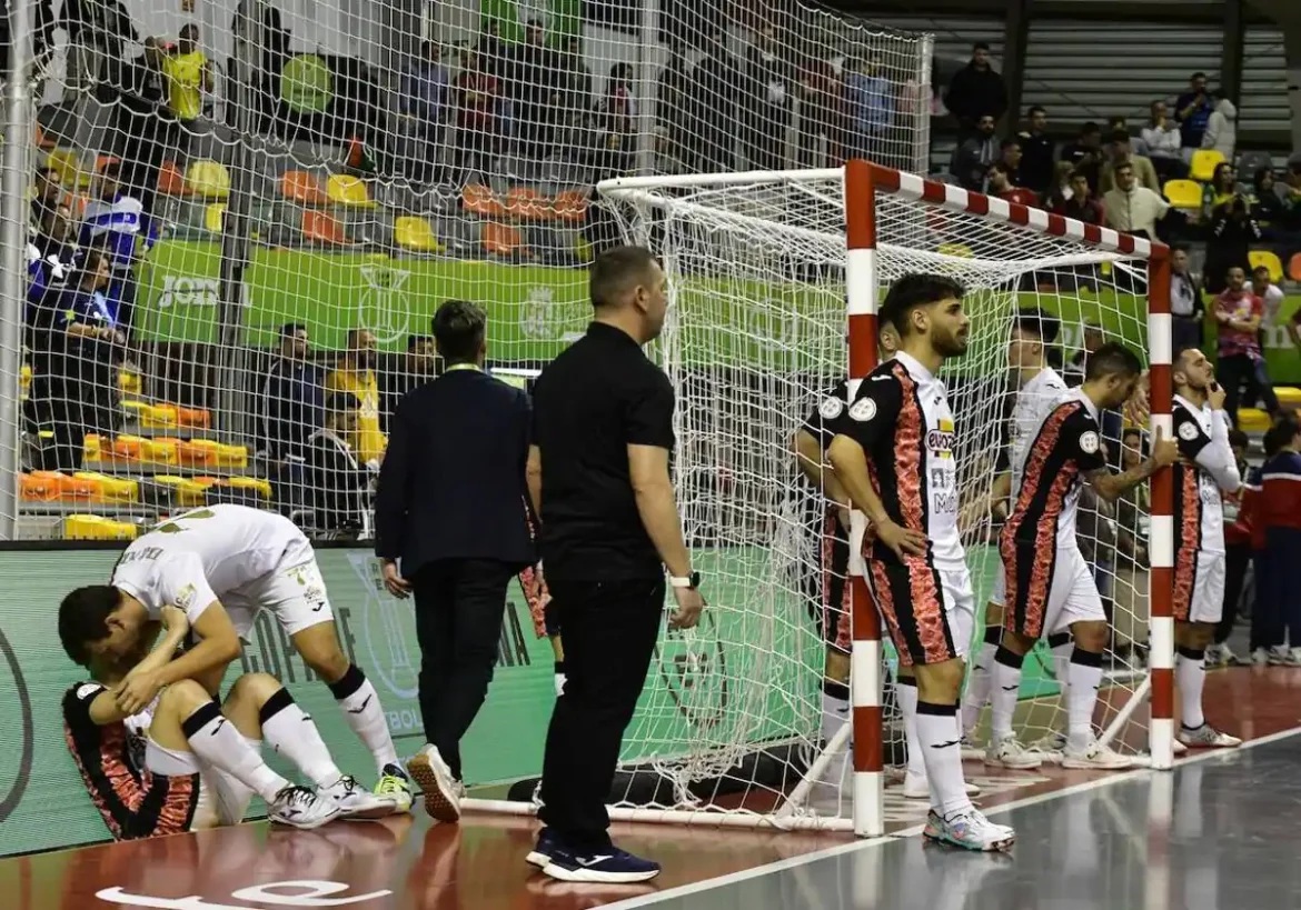 ElPozo Murcia pierde en los penaltis una final que tenía en la mano
