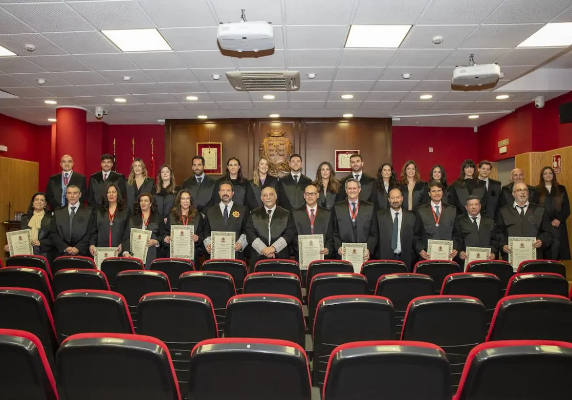 Medallas a los abogados con 25 años de ejercicio