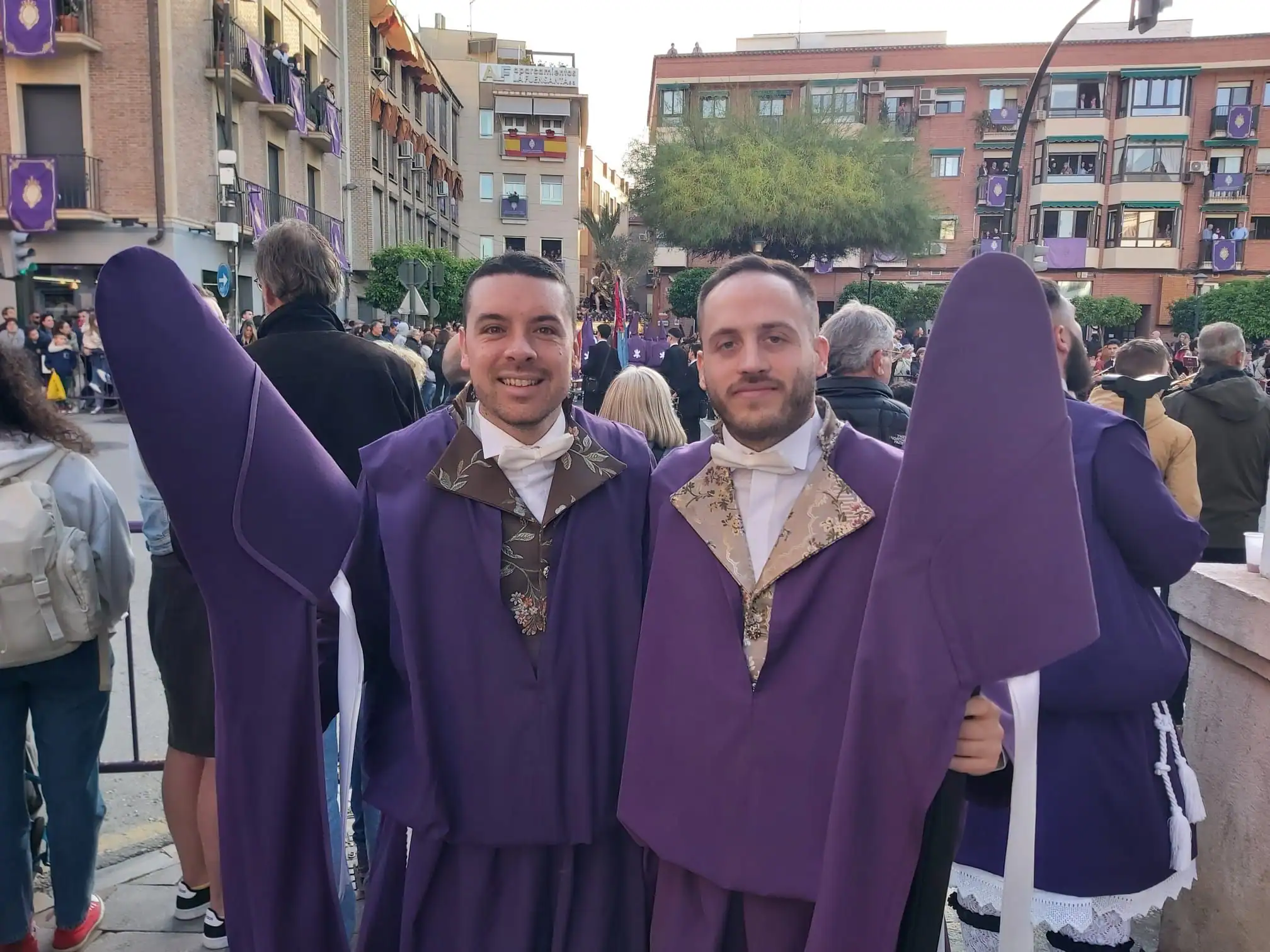 Víctor García y Carlos Marín, este viernes, antes de la procesión.