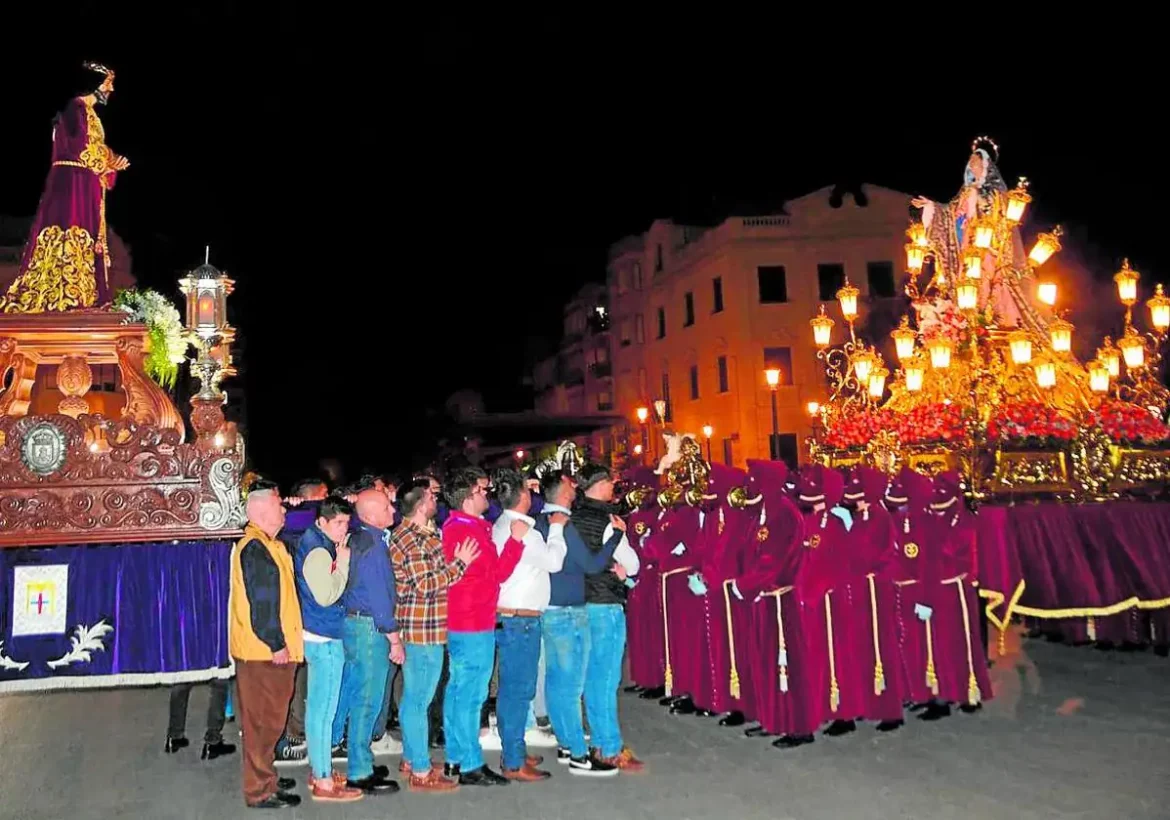 La Dolorosa reina en Cieza en su día