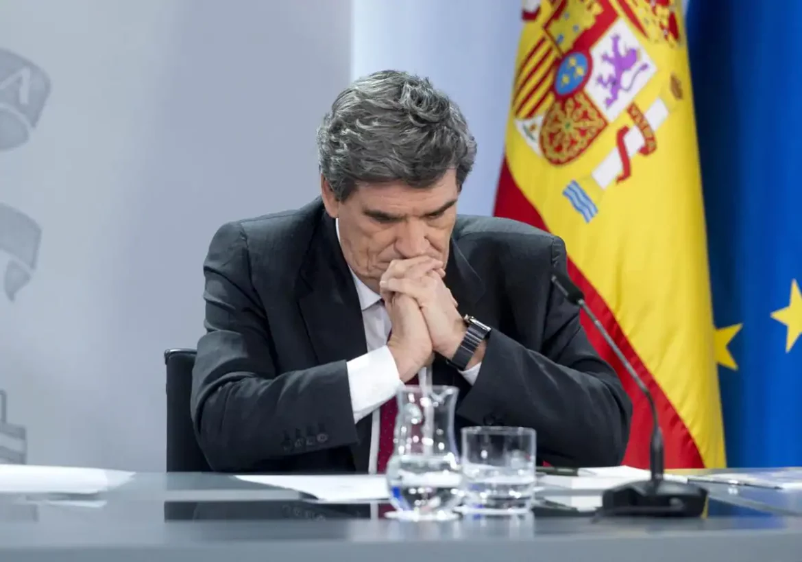 Escrivá anuncia la subida salarial de 2024, tras las presiones de CSIF