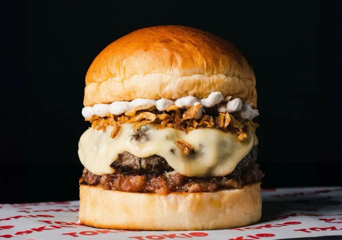 La receta ‘Tik Toker’ del restaurante Tokio representará a Murcia en la final de ‘The Champions Burger’