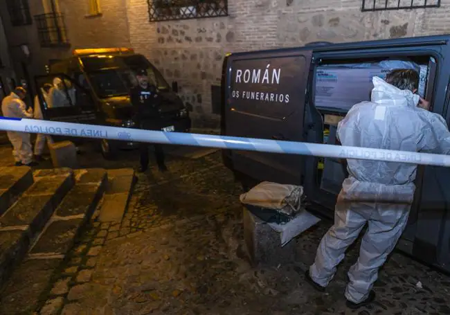 Aparecen cuatro cadáveres en una vivienda del centro de Toledo