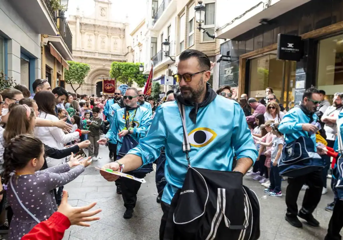 Murcia vibra con la explosión de alegría sardinera