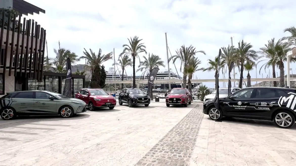 MG Huertas Auto celebra en el Big Up! la apertura de su nuevo concesionario