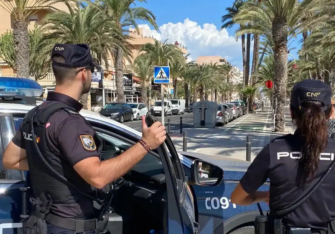 Un hombre intenta degollar a su pareja nada más dar a luz en Elche