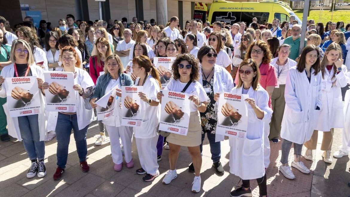 Repulsa unánime contra la agresión a dos médicos en el hospital Santa Lucía de Cartagena